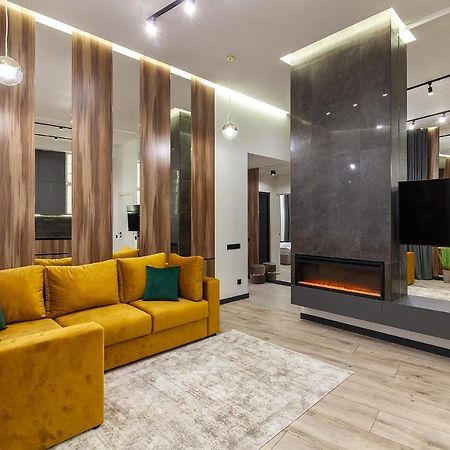 Royal Apartment On Leontovicha 7/2 Lvov Exteriér fotografie
